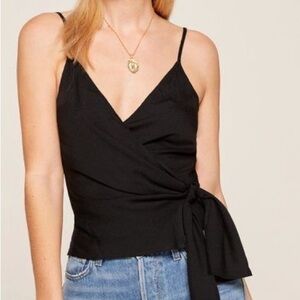 REFORMATION IIona Wrap Top In Black
